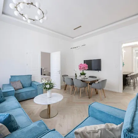 Apartament Luxe & Charm 3bedroom By Prestige Homes