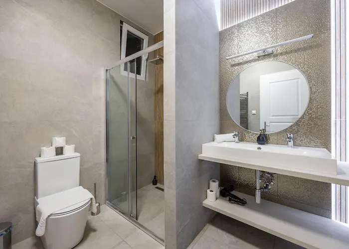 Luxe & Charm 3bedroom By Prestige Homes Budapešť