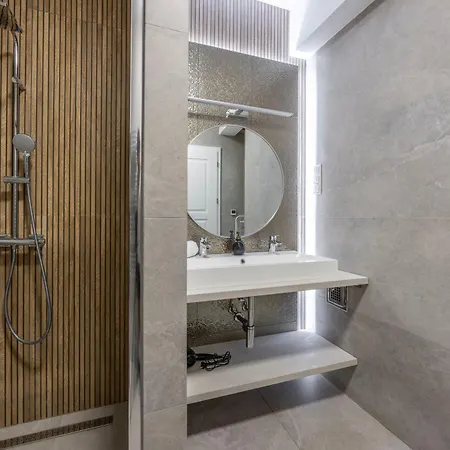 Luxe & Charm 3bedroom By Prestige Homes Apartment