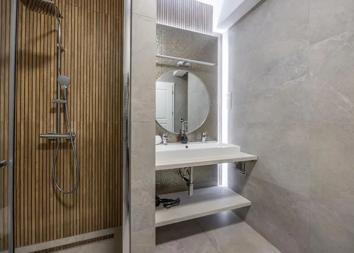 Luxe & Charm 3bedroom By Prestige Homes Apartment