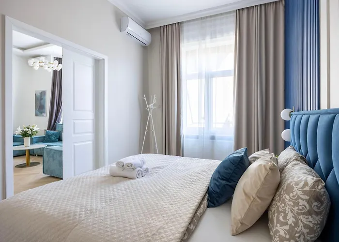 Luxe & Charm 3bedroom By Prestige Homes * Budapest