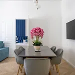 Luxe & Charm 3bedroom By Prestige Homes アパート